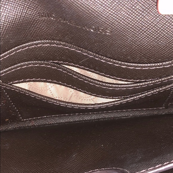 Michael Kors wallet and crossbody bag in one - Picture 4 of 11